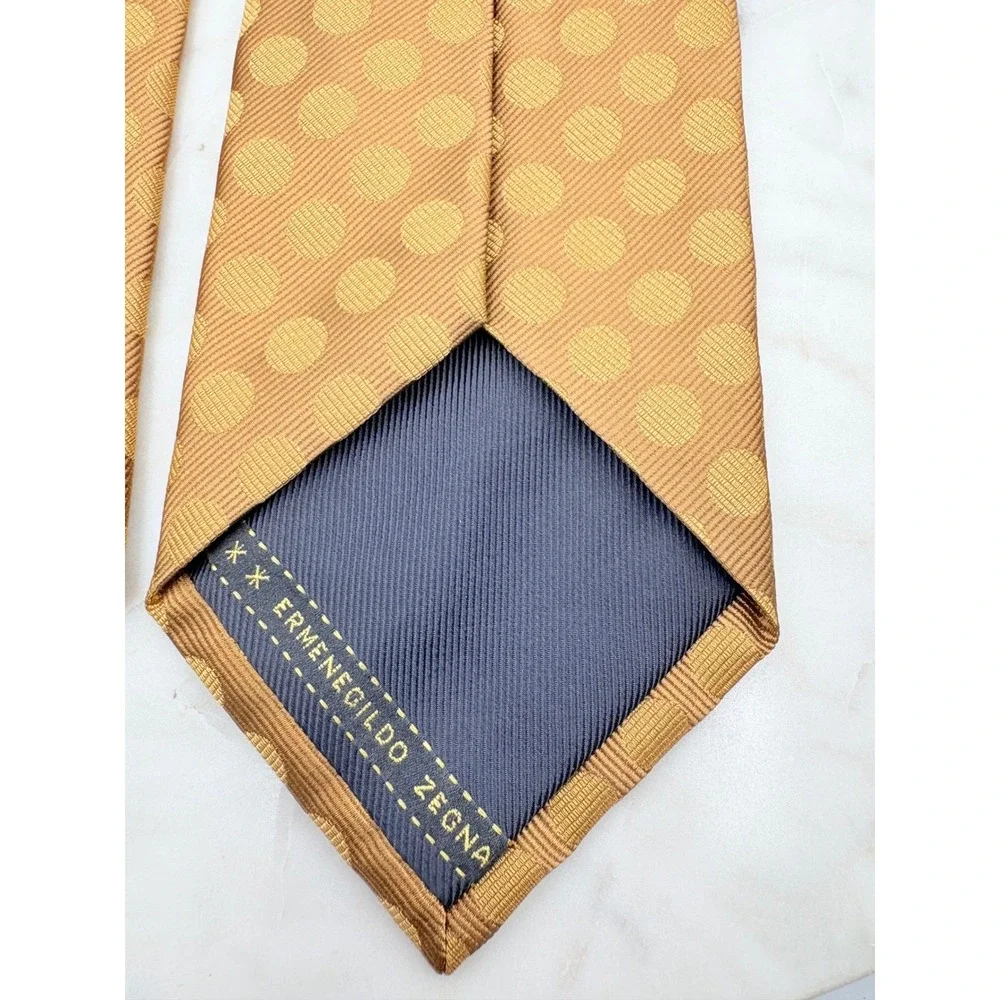 Ermenegildo Zegna Men's Tie 100% Silk Bronze Gold Polka Dot‎ Italy 3.5